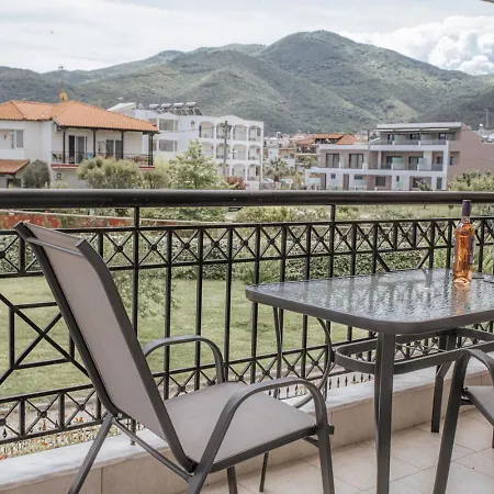 Nick Stavros (Thessaloniki)